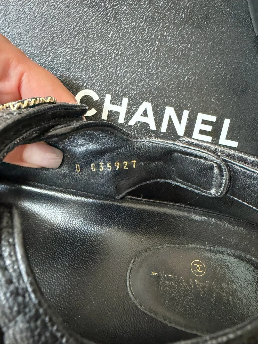 CHANEL Black Quilted Leather dad sandal size 38